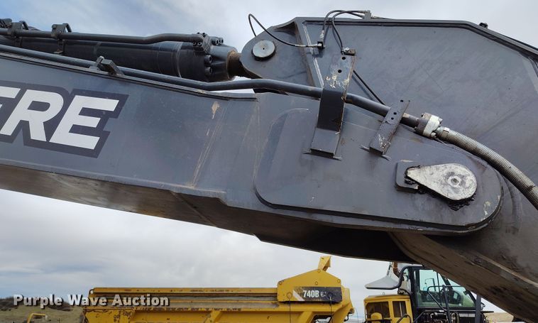 image for item DV6729 2018 John Deere 470G LC excavator