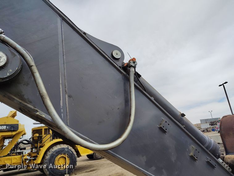 image for item DV6729 2018 John Deere 470G LC excavator