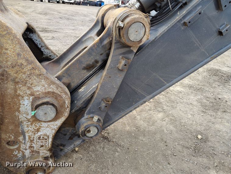 image for item DV6729 2018 John Deere 470G LC excavator
