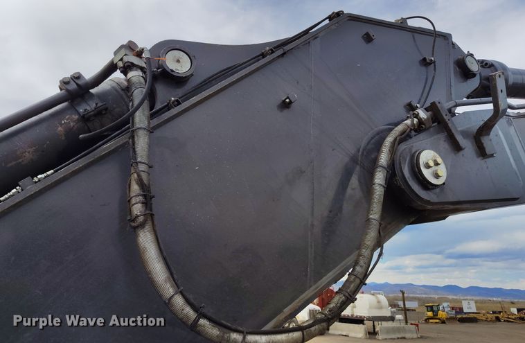 image for item DV6729 2018 John Deere 470G LC excavator