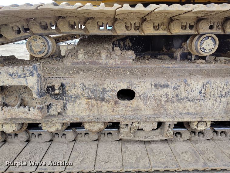 image for item DV6729 2018 John Deere 470G LC excavator