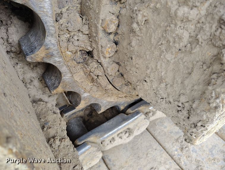 image for item DV6729 2018 John Deere 470G LC excavator