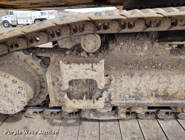 image for item DV6729 2018 John Deere 470G LC excavator