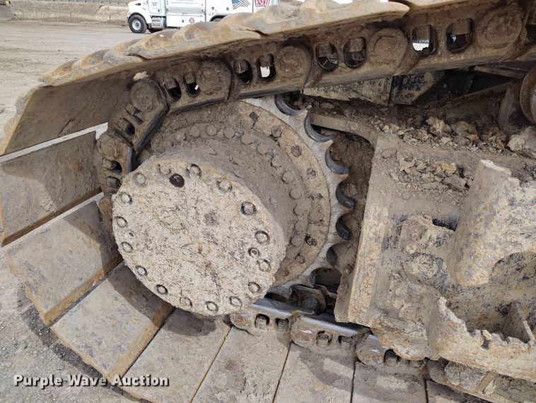 image for item DV6729 2018 John Deere 470G LC excavator