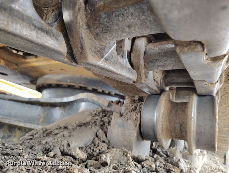 image for item DV6729 2018 John Deere 470G LC excavator