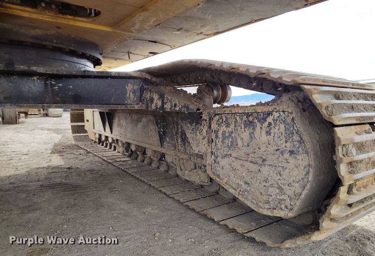 image for item DV6729 2018 John Deere 470G LC excavator