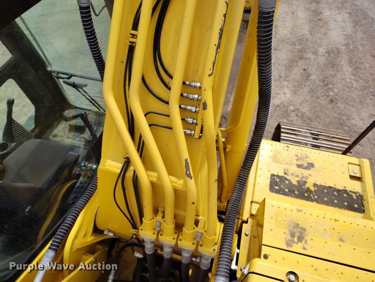 image for item DV6730 2018 Komatsu PC240LC-11 excavator