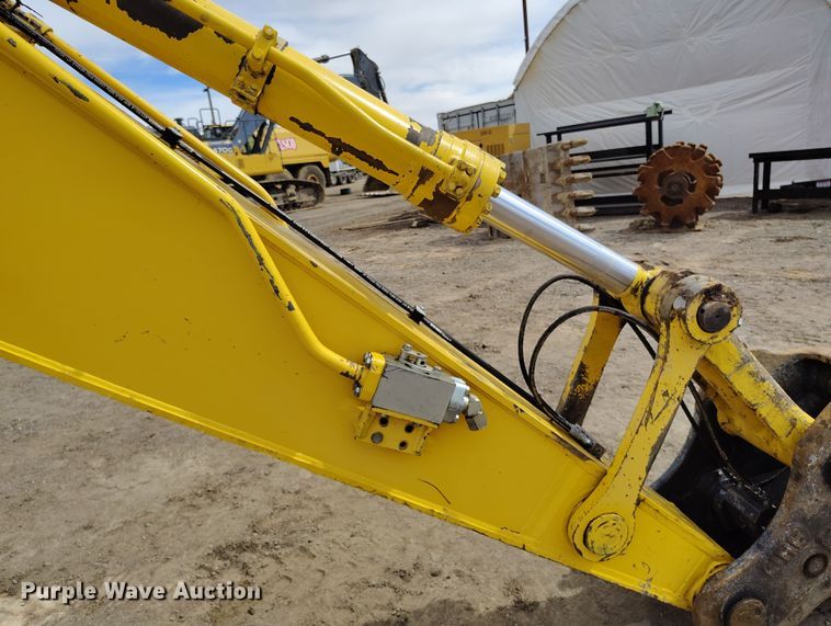 image for item DV6730 2018 Komatsu PC240LC-11 excavator