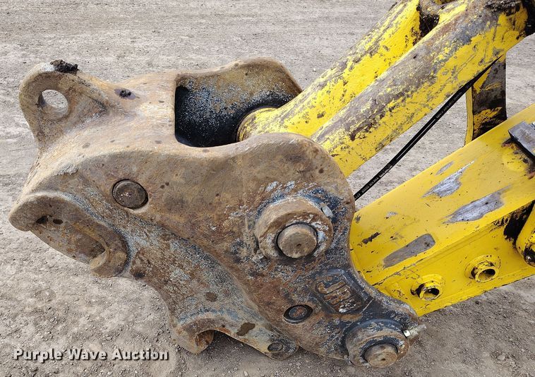 image for item DV6730 2018 Komatsu PC240LC-11 excavator