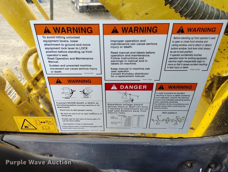 image for item DV6730 2018 Komatsu PC240LC-11 excavator