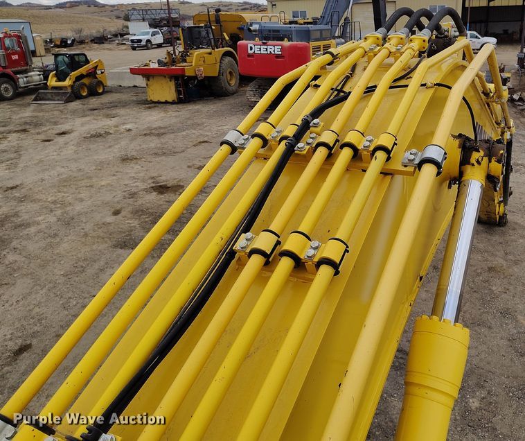 image for item DV6731 2018 Komatsu PC360LC-11 excavator