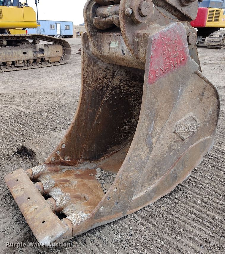 image for item DV6731 2018 Komatsu PC360LC-11 excavator