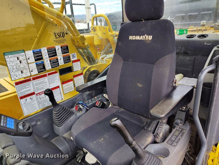 image for item DV6731 2018 Komatsu PC360LC-11 excavator