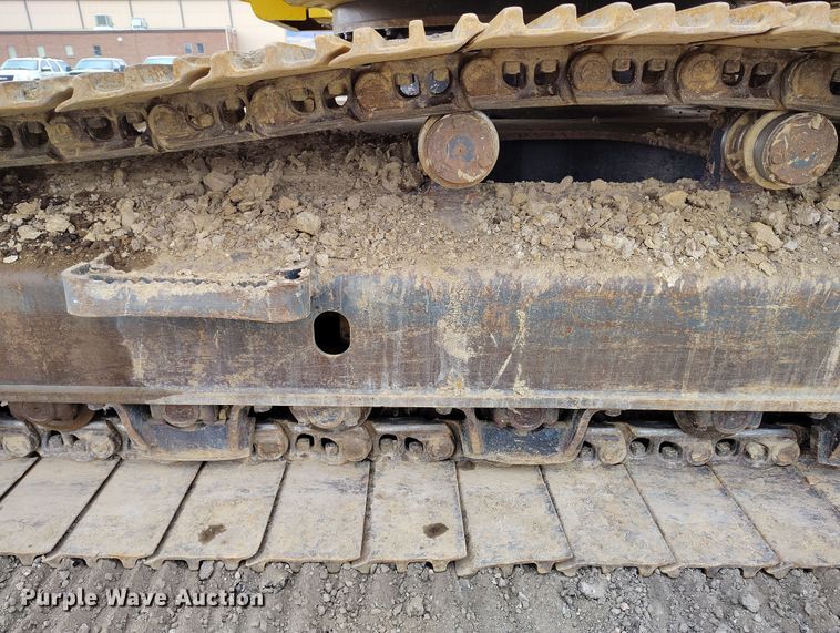 image for item DV6731 2018 Komatsu PC360LC-11 excavator