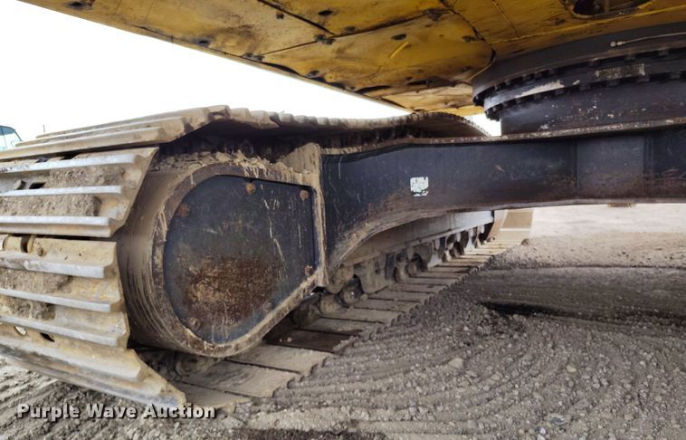 image for item DV6731 2018 Komatsu PC360LC-11 excavator