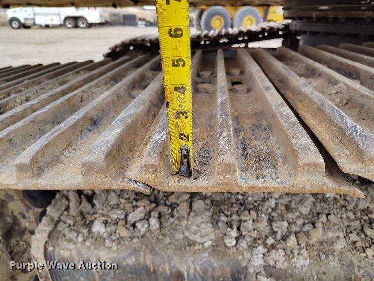 image for item DV6731 2018 Komatsu PC360LC-11 excavator