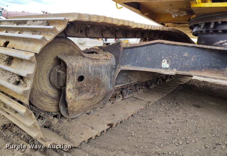 image for item DV6731 2018 Komatsu PC360LC-11 excavator