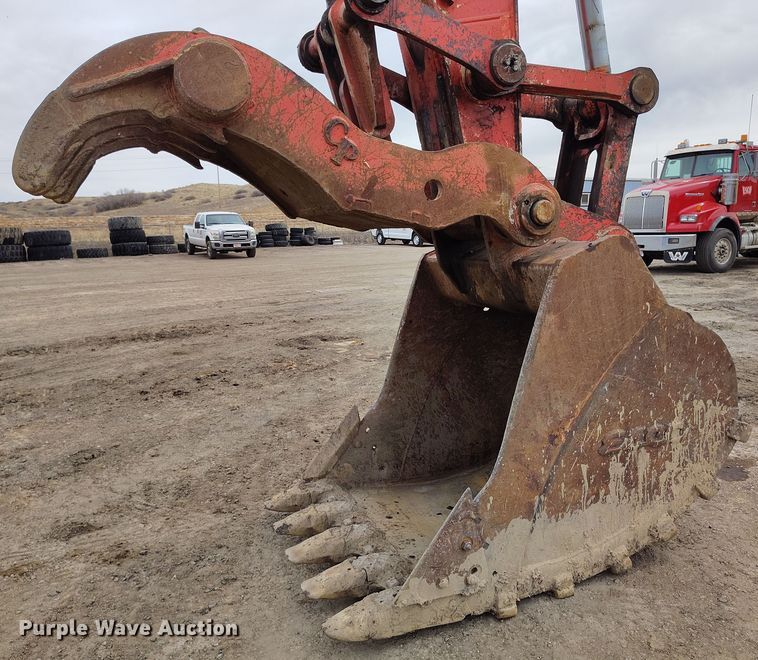 image for item DV6732 2001 Link-Belt 330LX excavator