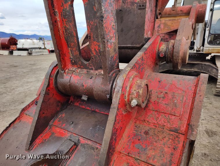 image for item DV6732 2001 Link-Belt 330LX excavator