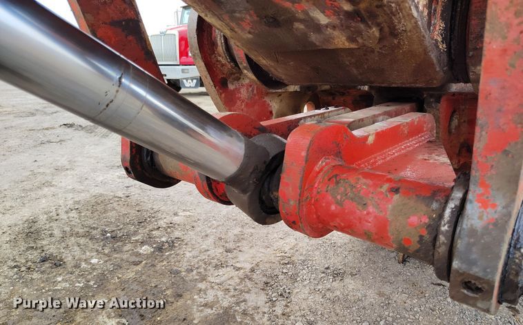 image for item DV6732 2001 Link-Belt 330LX excavator