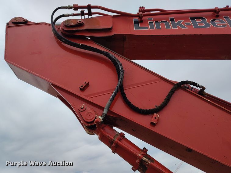 image for item DV6732 2001 Link-Belt 330LX excavator