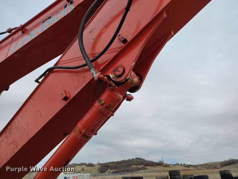 image for item DV6732 2001 Link-Belt 330LX excavator