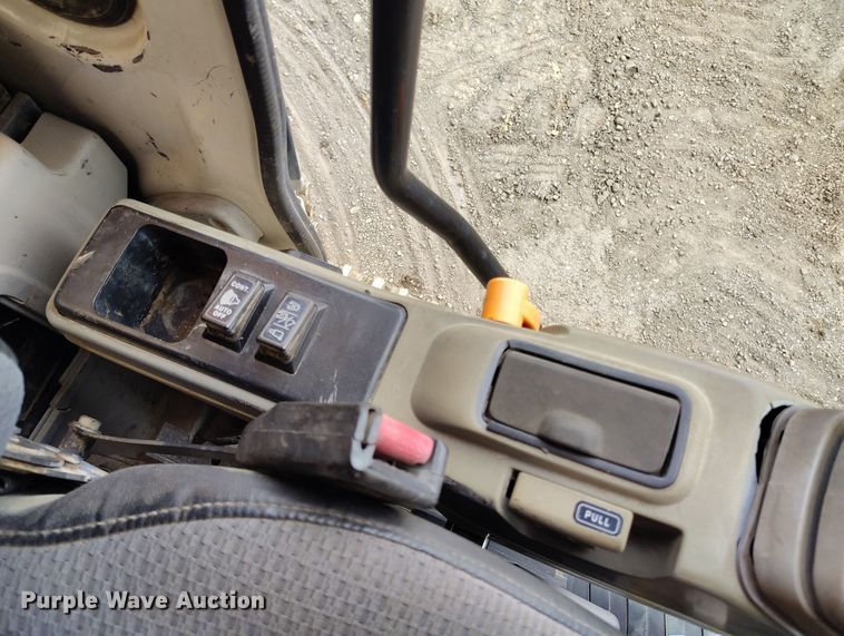 image for item DV6732 2001 Link-Belt 330LX excavator