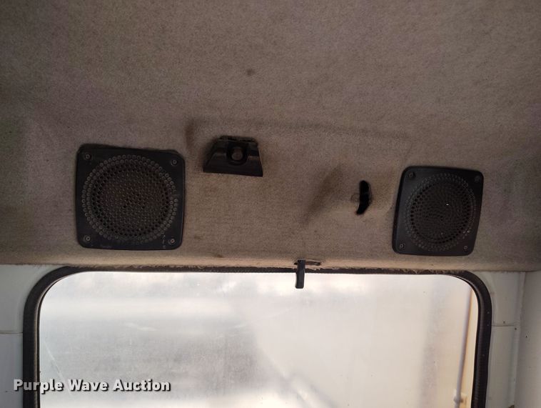 image for item DV6732 2001 Link-Belt 330LX excavator