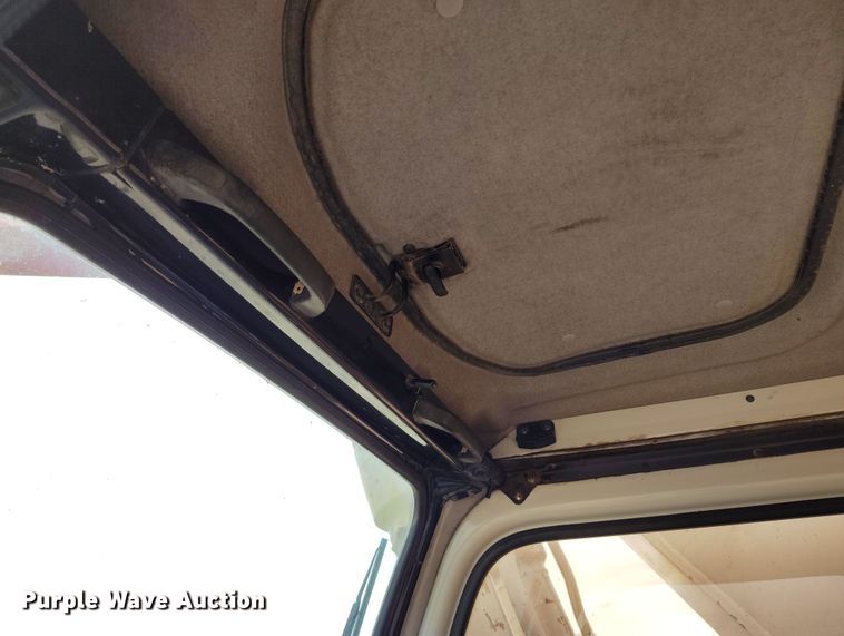 image for item DV6732 2001 Link-Belt 330LX excavator