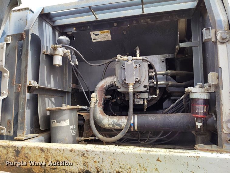 image for item DV6732 2001 Link-Belt 330LX excavator