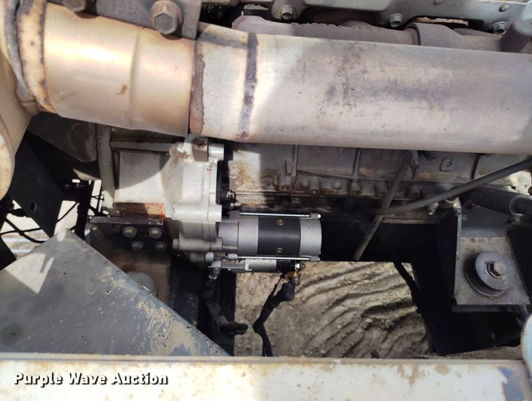 image for item DV6732 2001 Link-Belt 330LX excavator