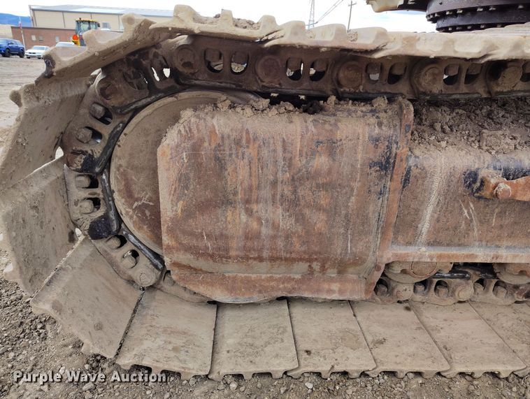 image for item DV6732 2001 Link-Belt 330LX excavator