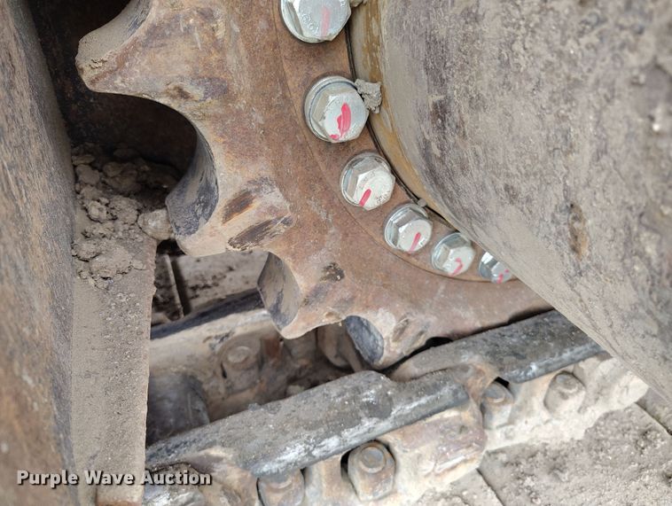 image for item DV6732 2001 Link-Belt 330LX excavator