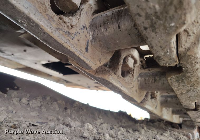 image for item DV6732 2001 Link-Belt 330LX excavator