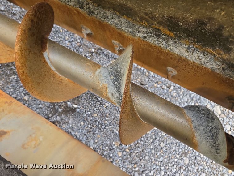 image for item DW1871 Bomag 813RT paver