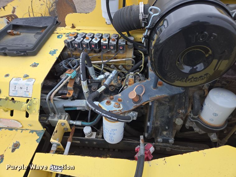 image for item DW1871 Bomag 813RT paver