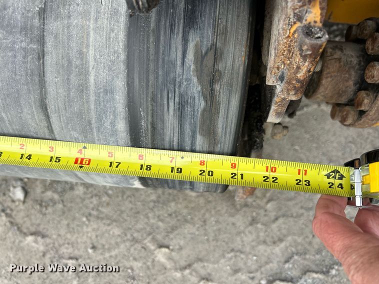 image for item DW1873 1991 Blaw-Knox RW-100A road widener