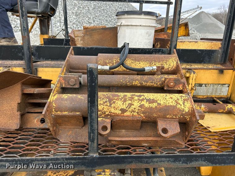 image for item DW1873 1991 Blaw-Knox RW-100A road widener