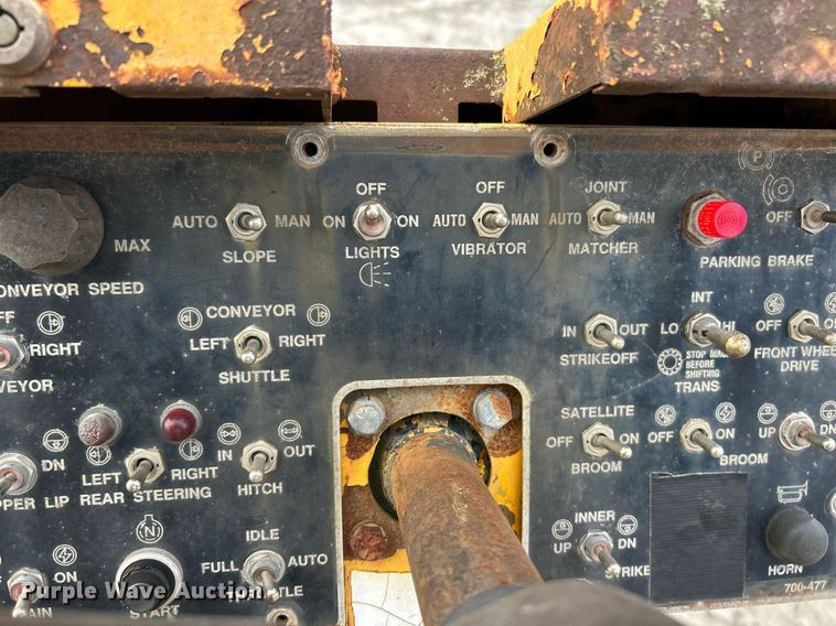 image for item DW1873 1991 Blaw-Knox RW-100A road widener