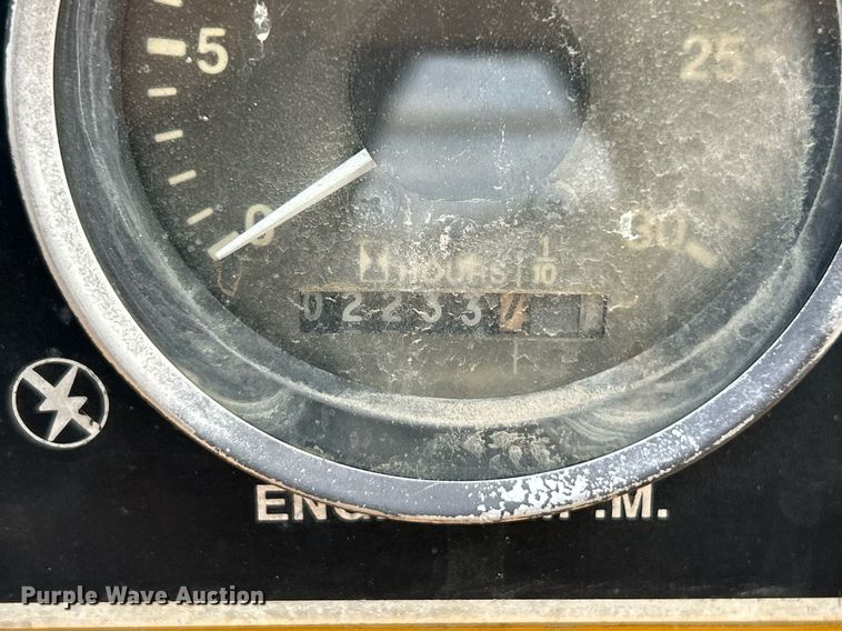 image for item DW1873 1991 Blaw-Knox RW-100A road widener