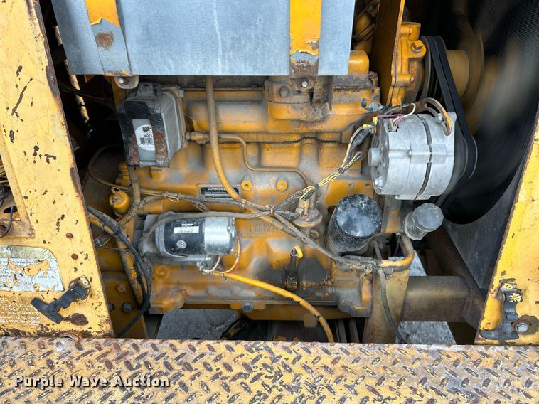 image for item DW1873 1991 Blaw-Knox RW-100A road widener