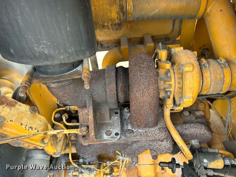 image for item DW1873 1991 Blaw-Knox RW-100A road widener