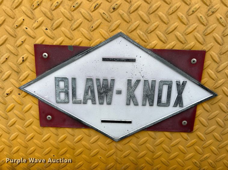 image for item DW1873 1991 Blaw-Knox RW-100A road widener