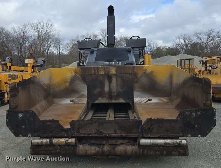 image for item DW1874 2012 Caterpillar AP-600D paver