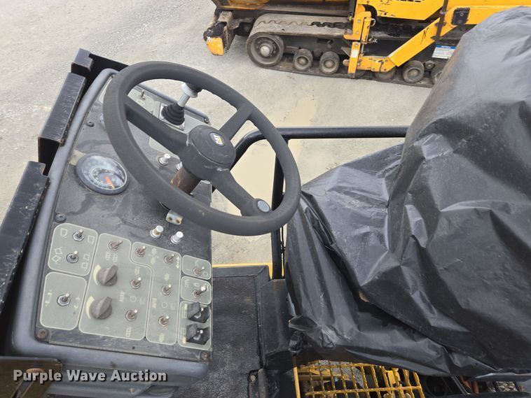 image for item DW1874 2012 Caterpillar AP-600D paver