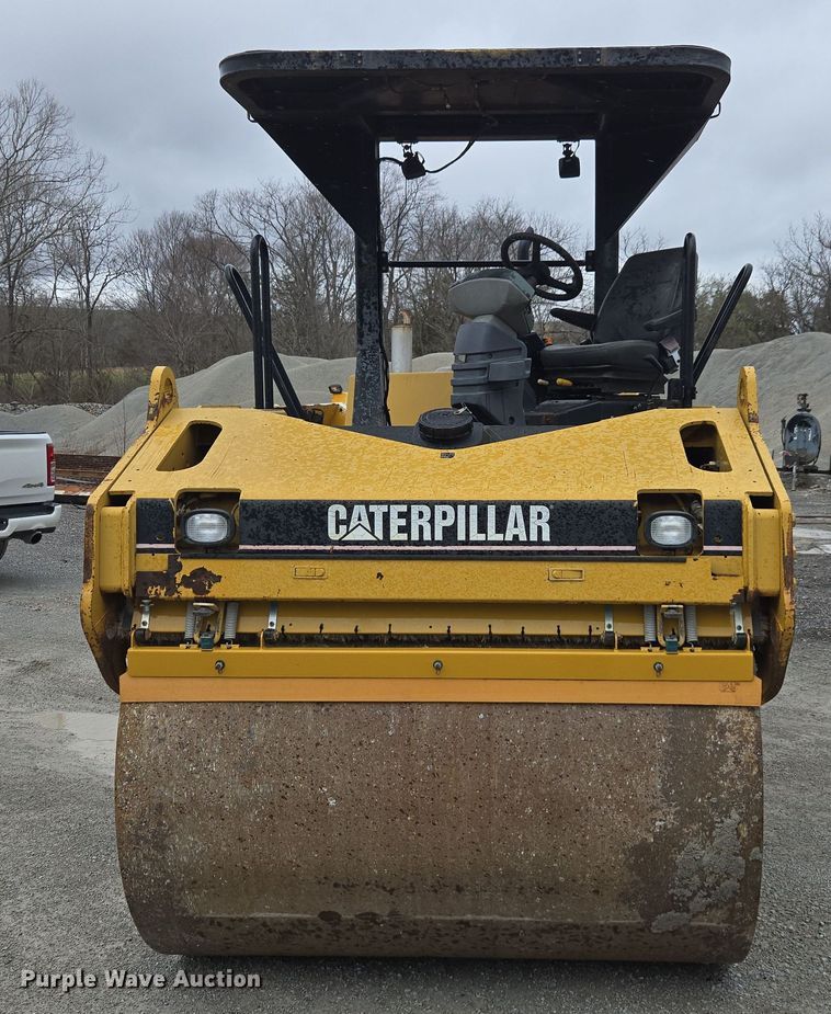 image for item DW1875 2005 Caterpillar CB-534D double drum vibratory roller