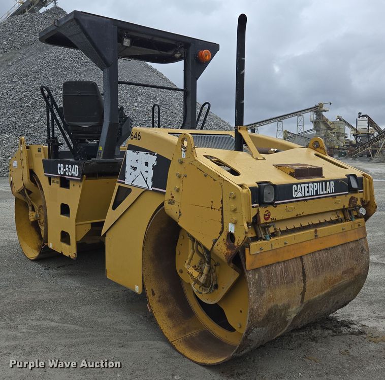 image for item DW1875 2005 Caterpillar CB-534D double drum vibratory roller