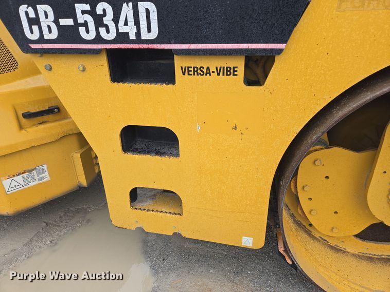 image for item DW1875 2005 Caterpillar CB-534D double drum vibratory roller