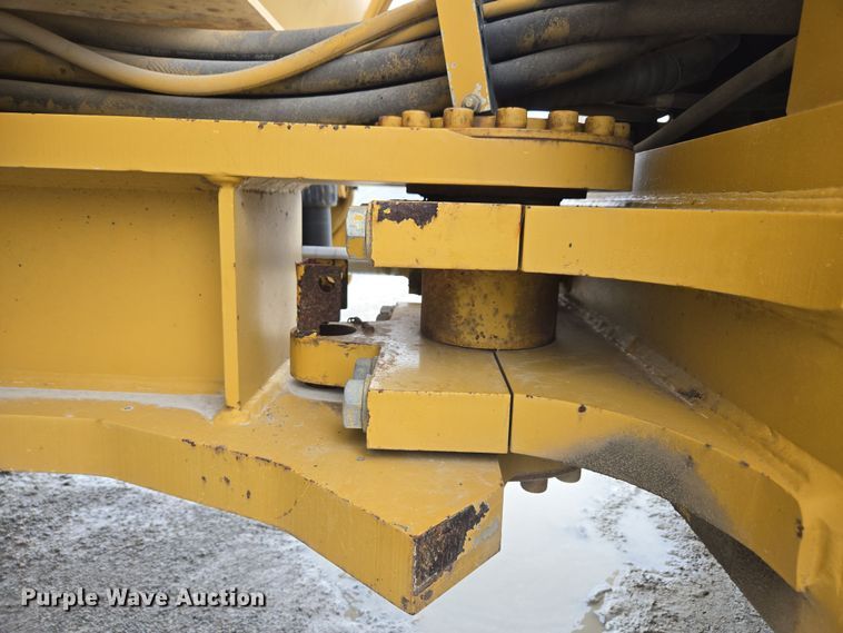 image for item DW1875 2005 Caterpillar CB-534D double drum vibratory roller