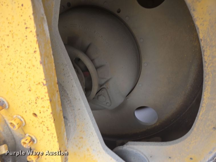 image for item DW1875 2005 Caterpillar CB-534D double drum vibratory roller